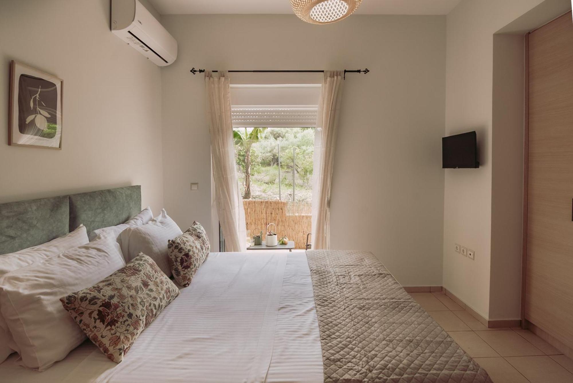 Summer Blue Apartments Chania Ханья Экстерьер фото
